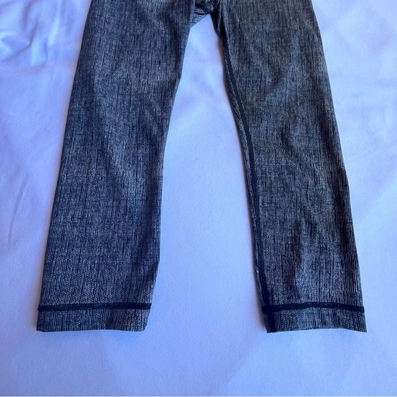 Lululemon Women’s Activewear Leggings Pre-Owned” - Picture 7 of 9